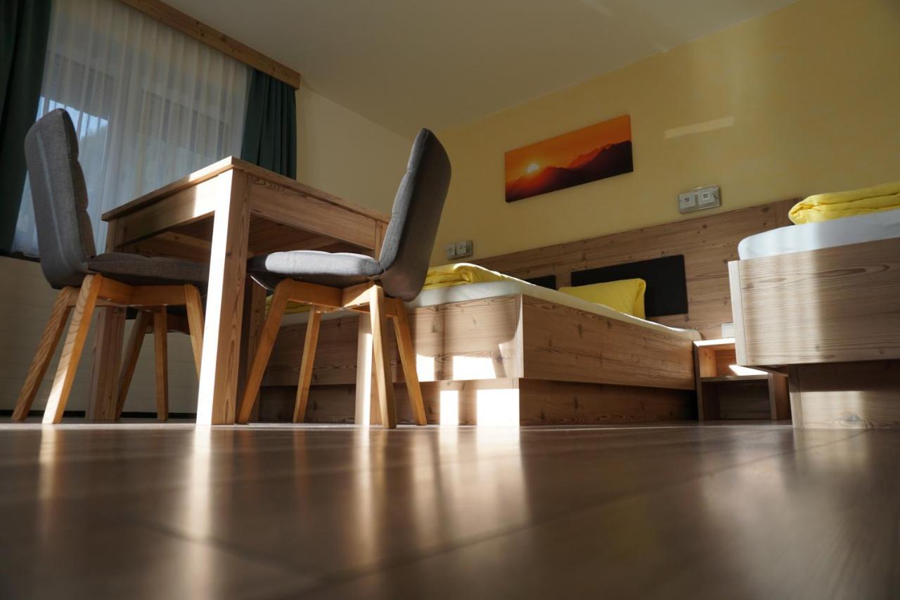Pension Klampferer Нойштіфт-ім-Штубайталь Екстер'єр фото