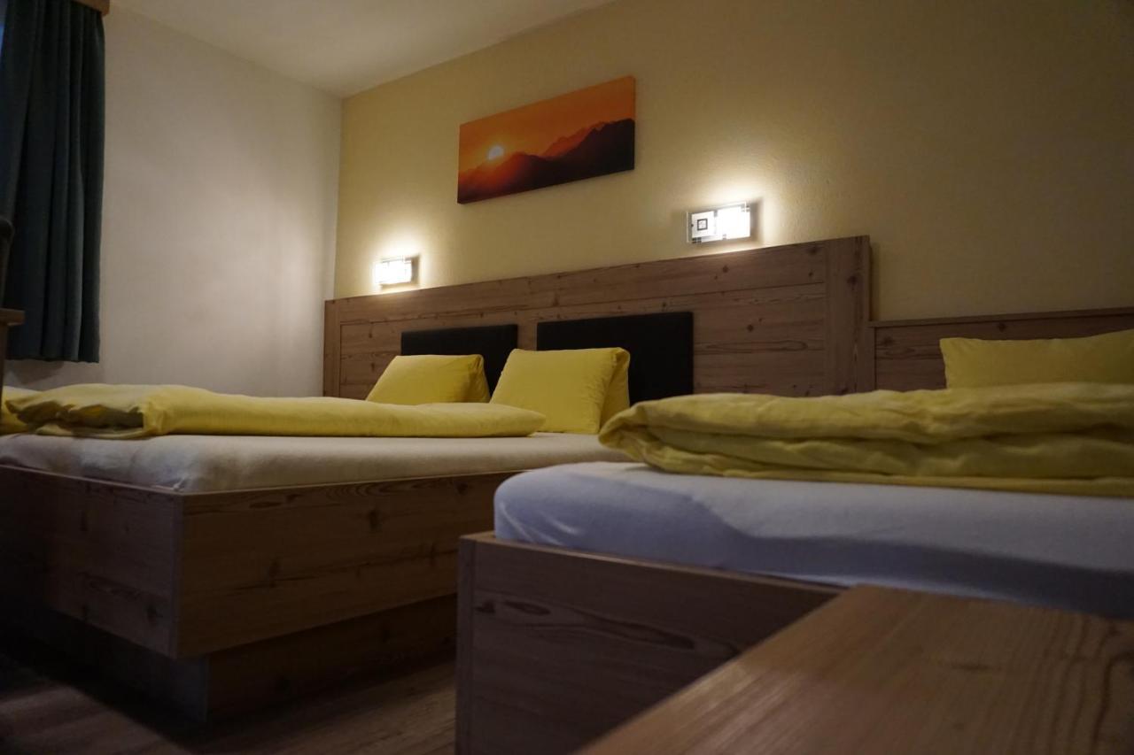 Pension Klampferer Нойштіфт-ім-Штубайталь Екстер'єр фото